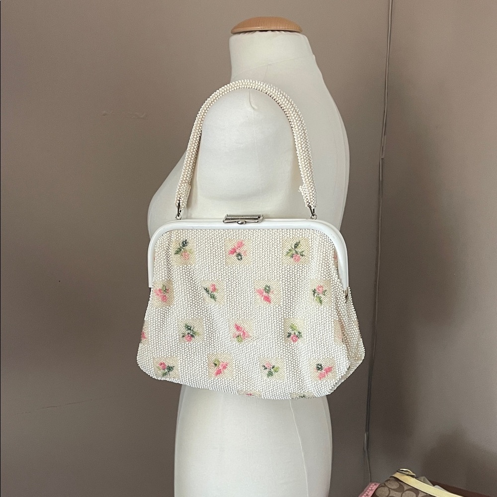 Vintage Beaded Handbag with Pink Floral Accents